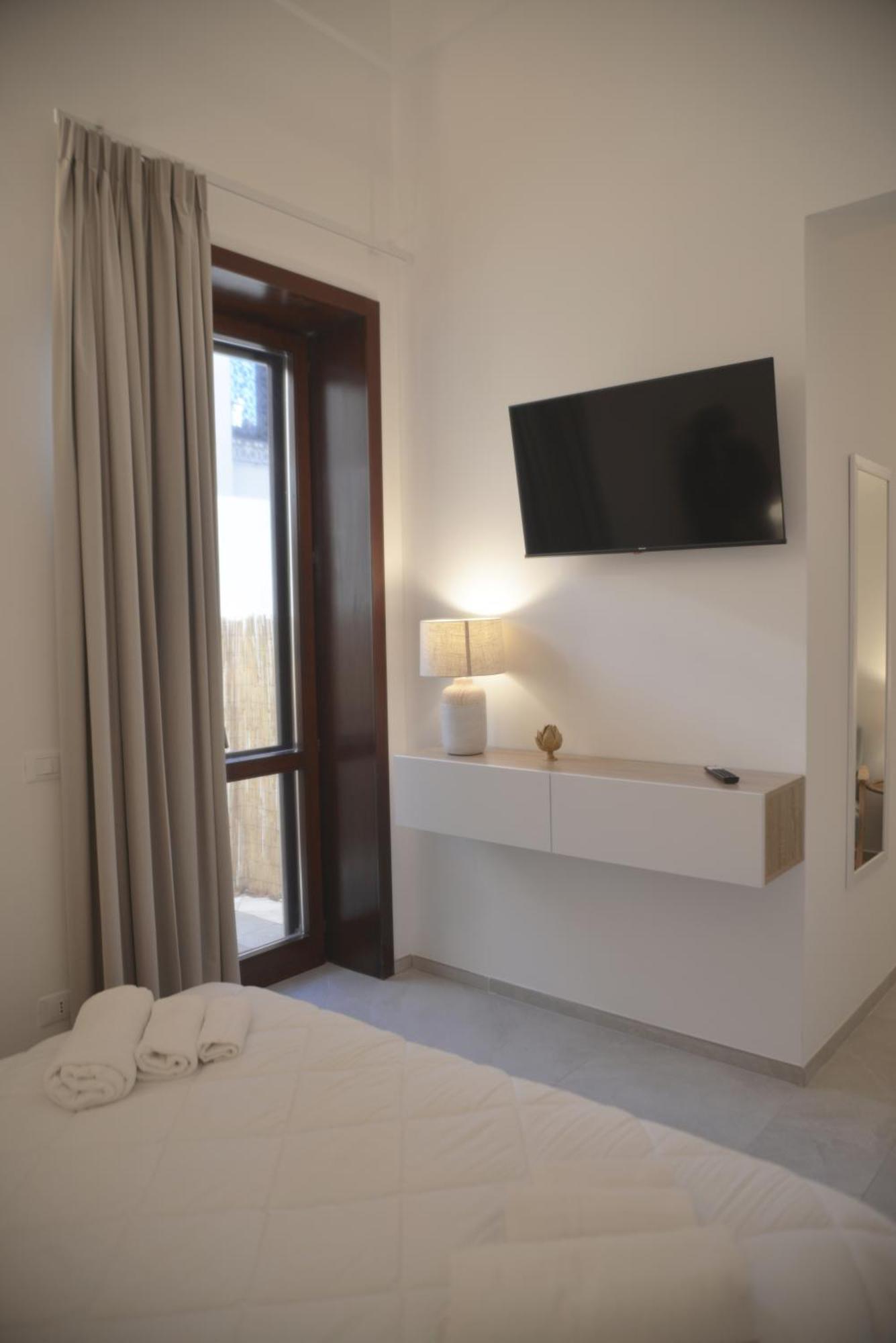 Ellements - Luxury Rooms Brindisi Exterior foto
